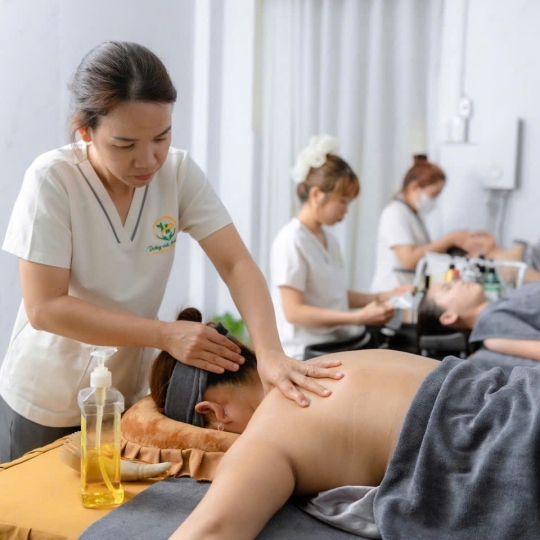 Massage Cổ Vai Gáy